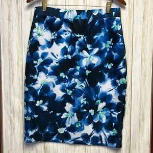 Liz Claiborne Blue Green Floral Skirt Size M